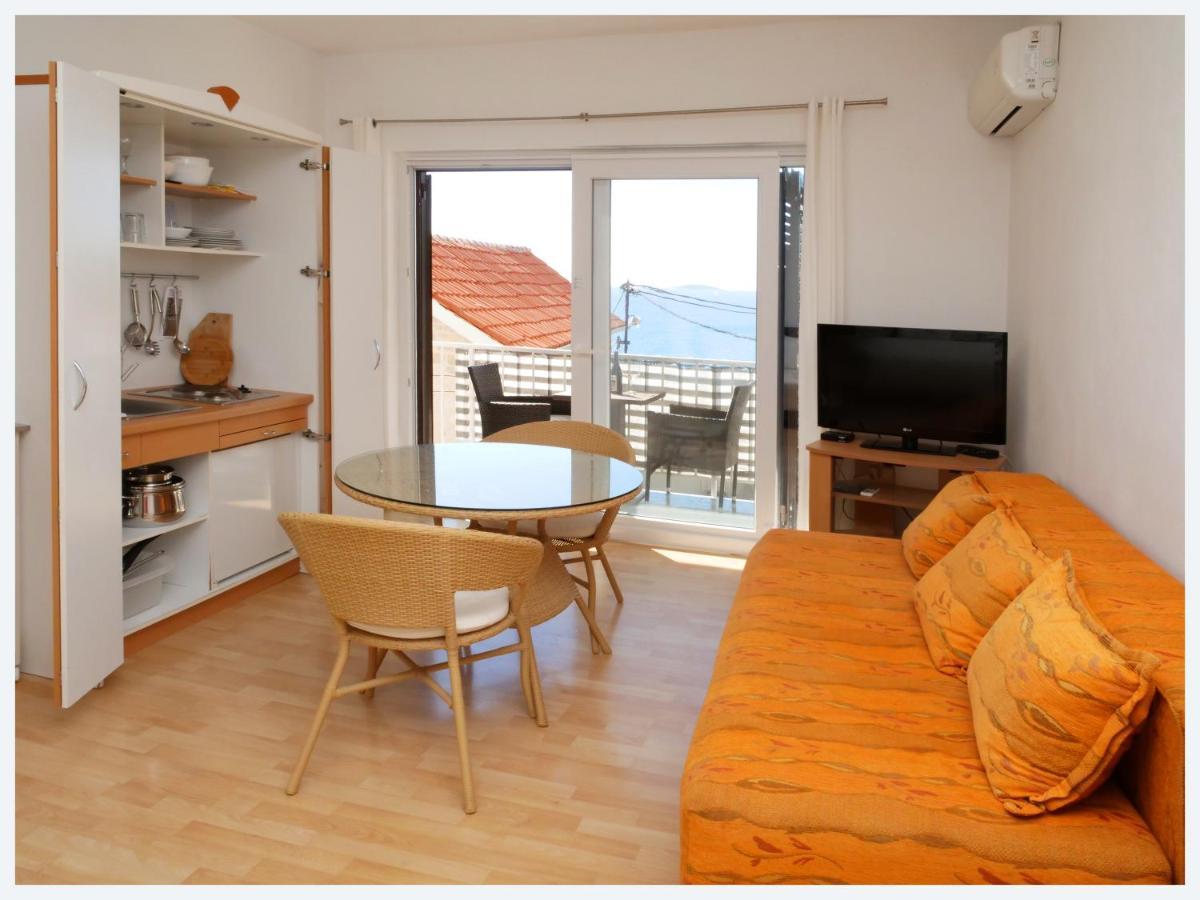 The Peninsula Apartment Primosten Luaran gambar