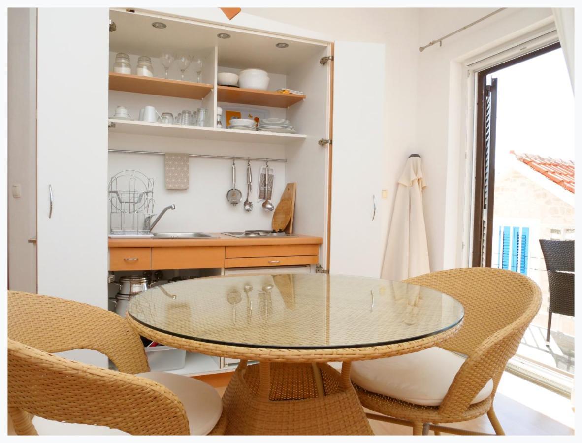 The Peninsula Apartment Primosten Luaran gambar