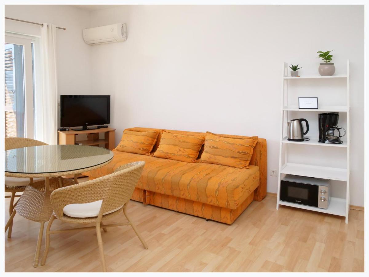The Peninsula Apartment Primosten Luaran gambar