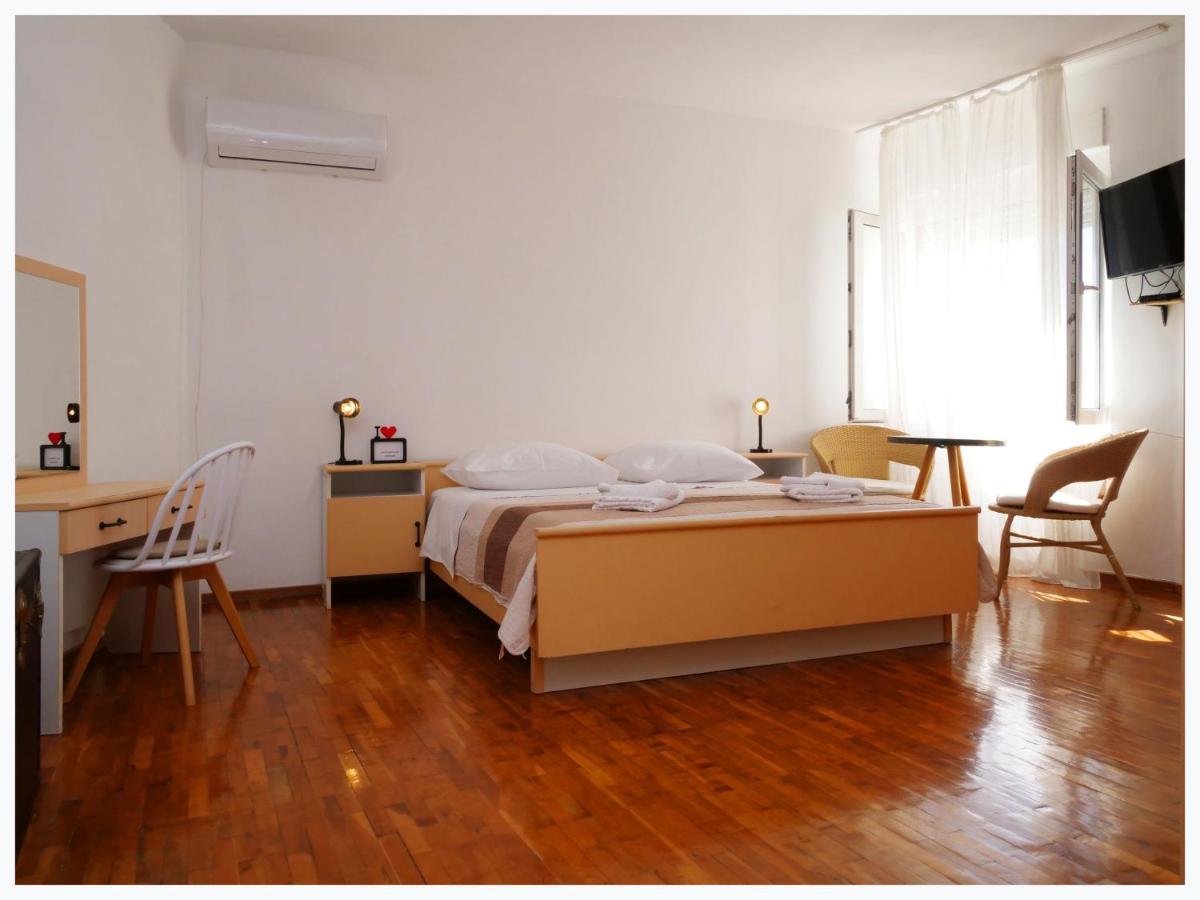 The Peninsula Apartment Primosten Luaran gambar